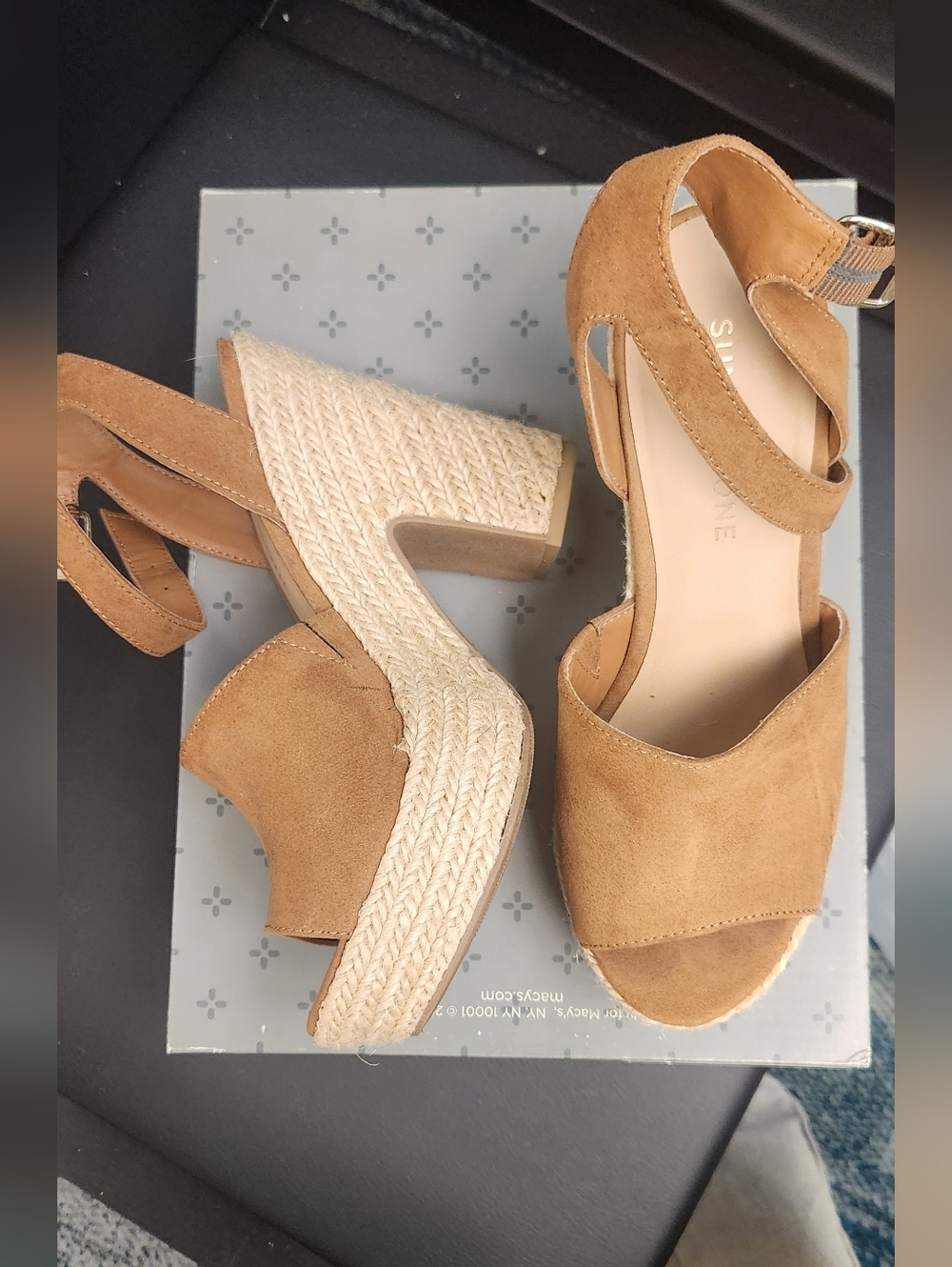 SUN + STONE Womens Fey Microsuede Espadrille Sandals.